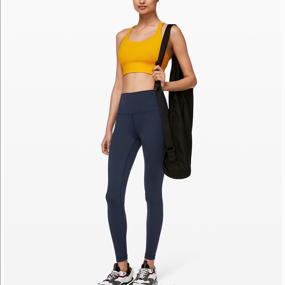 navy blue wunder under Lulu Lemon leggings